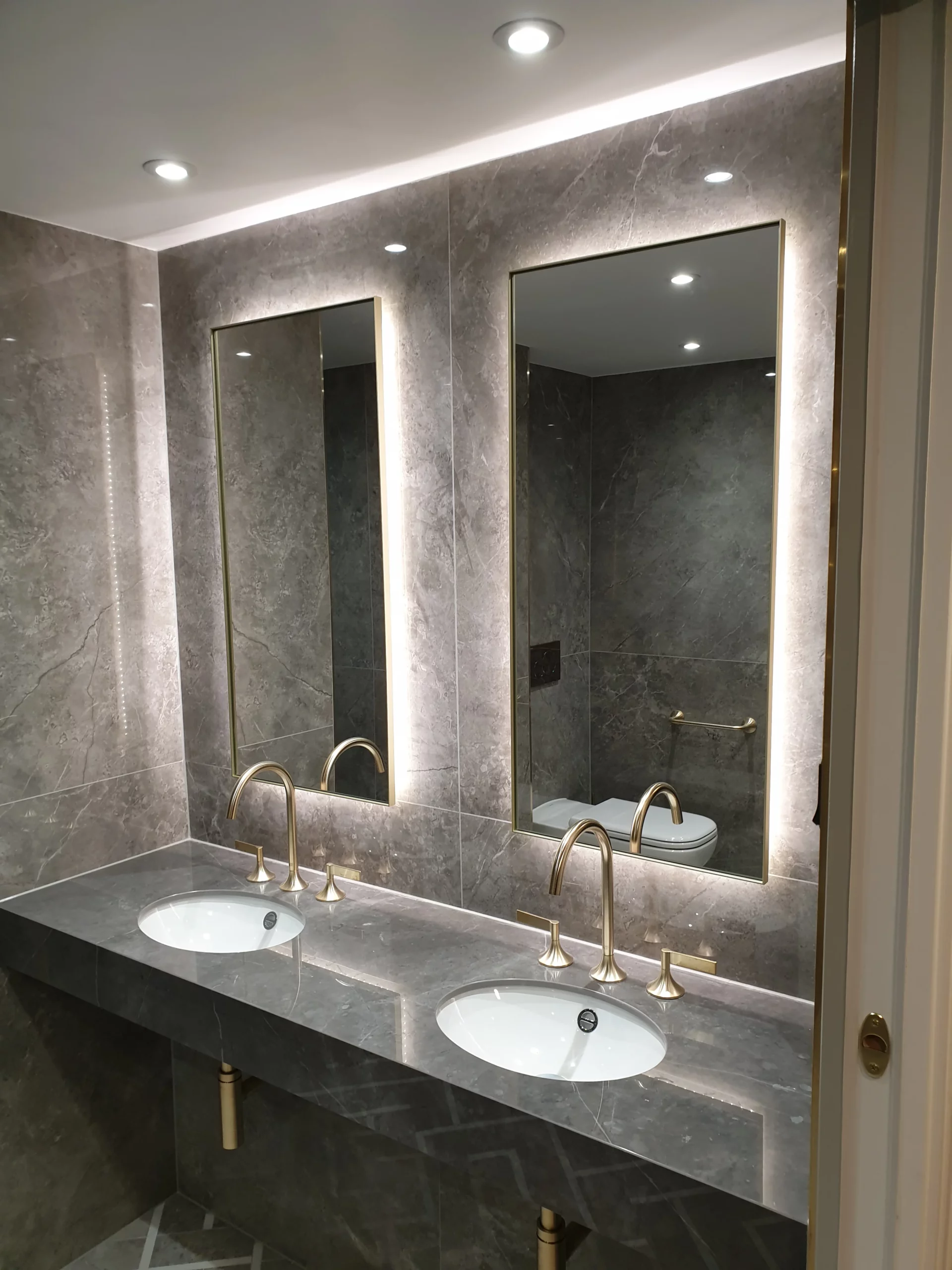 WARWICK PARIS SDB