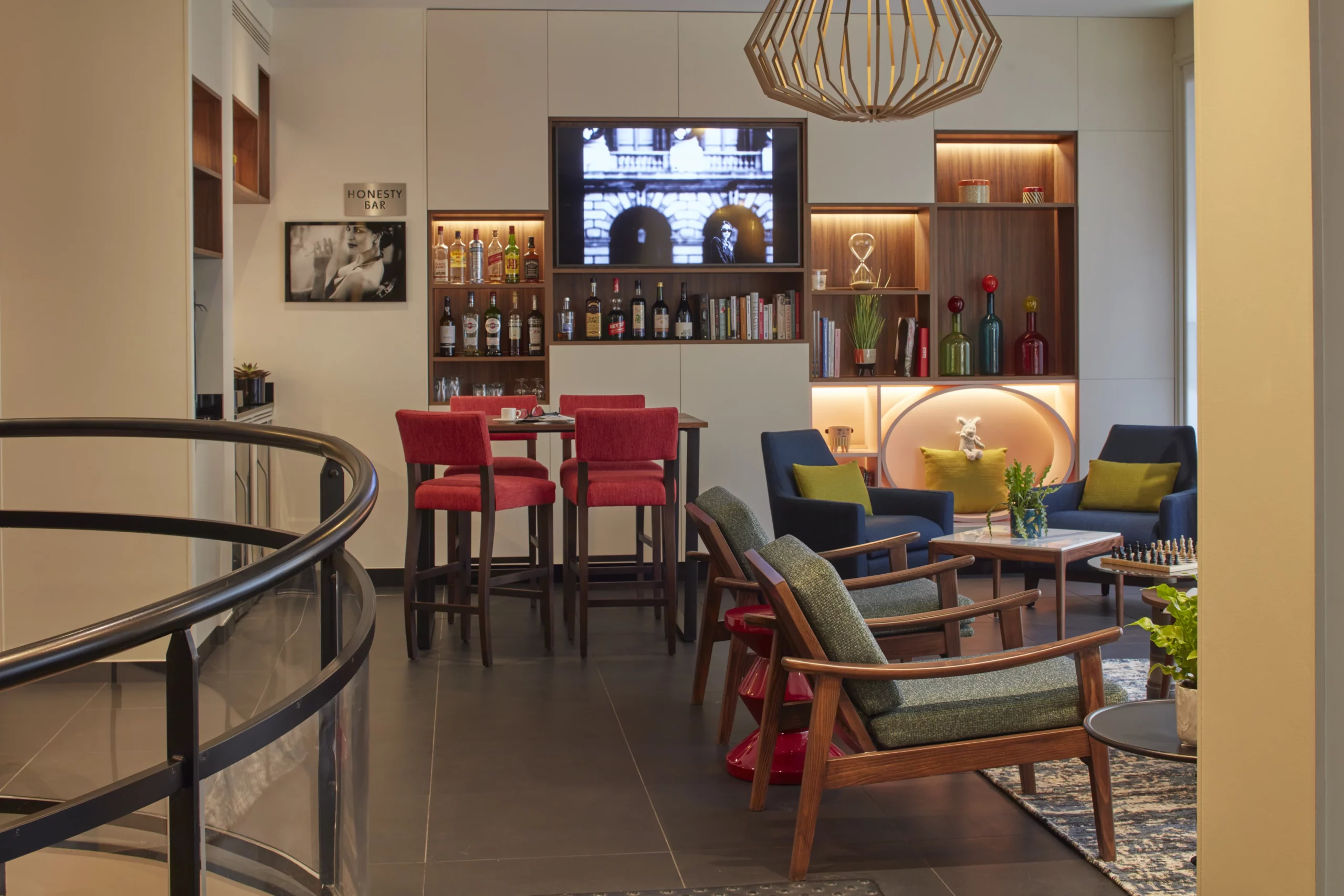 HOTEL ATMOSPHERE – Paris