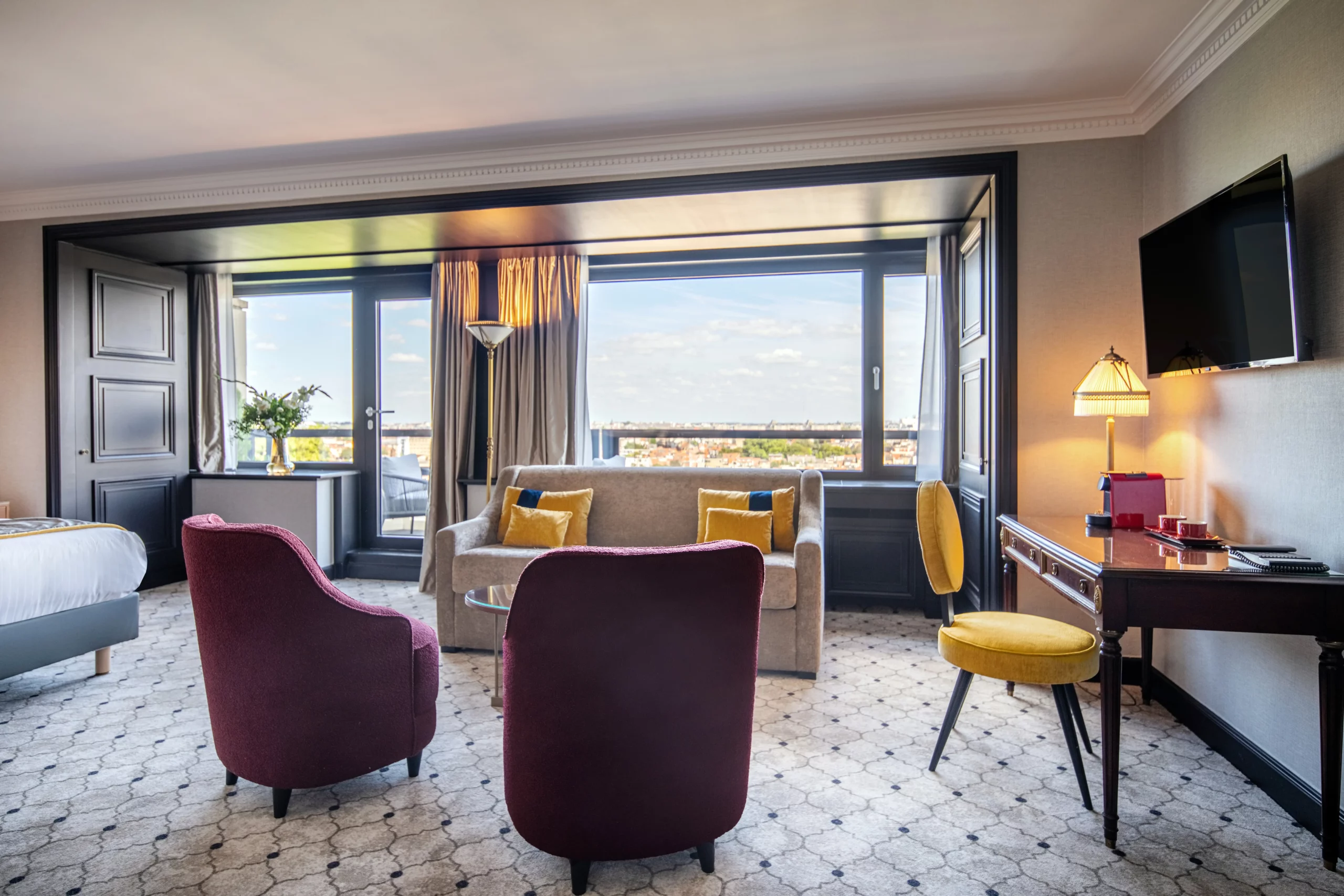 HOTEL BARSEY BY WARWICK