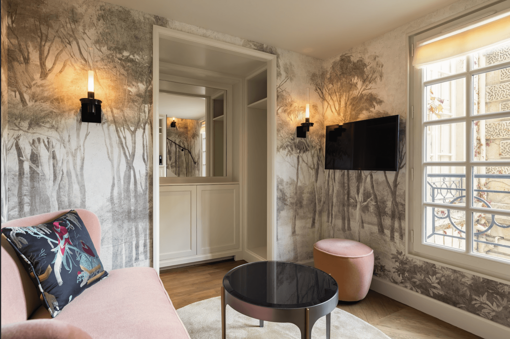 HOTEL PAVILLON DE LA REINE